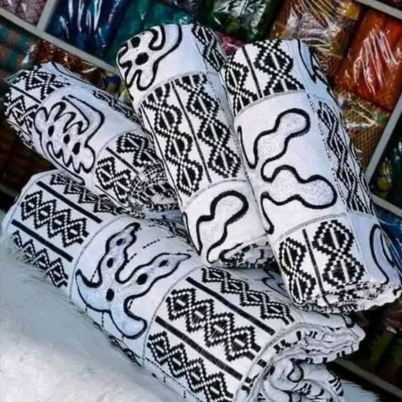 AFRICAN CLOTH (4.4LBS)