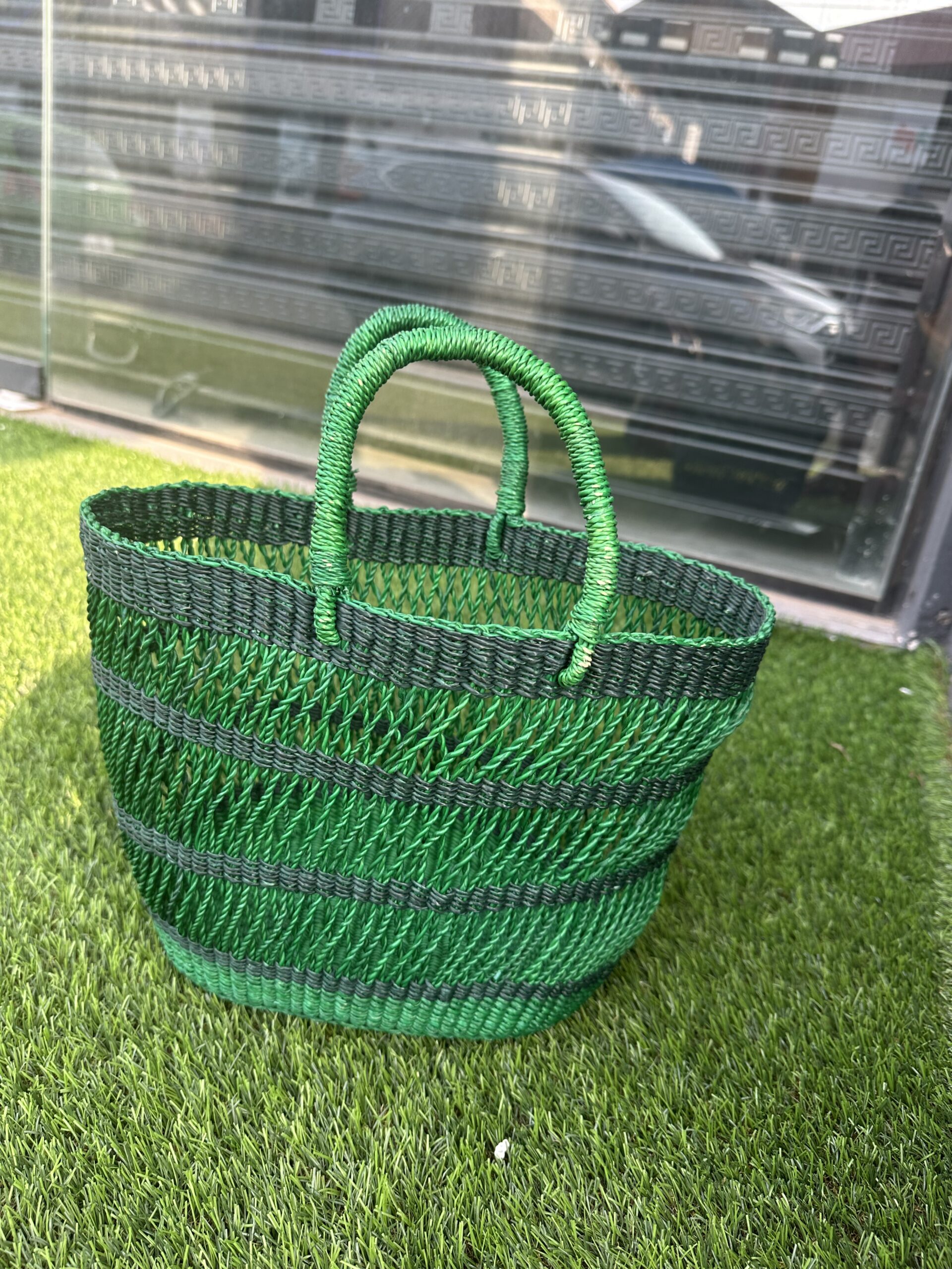 Tipura woven muse
