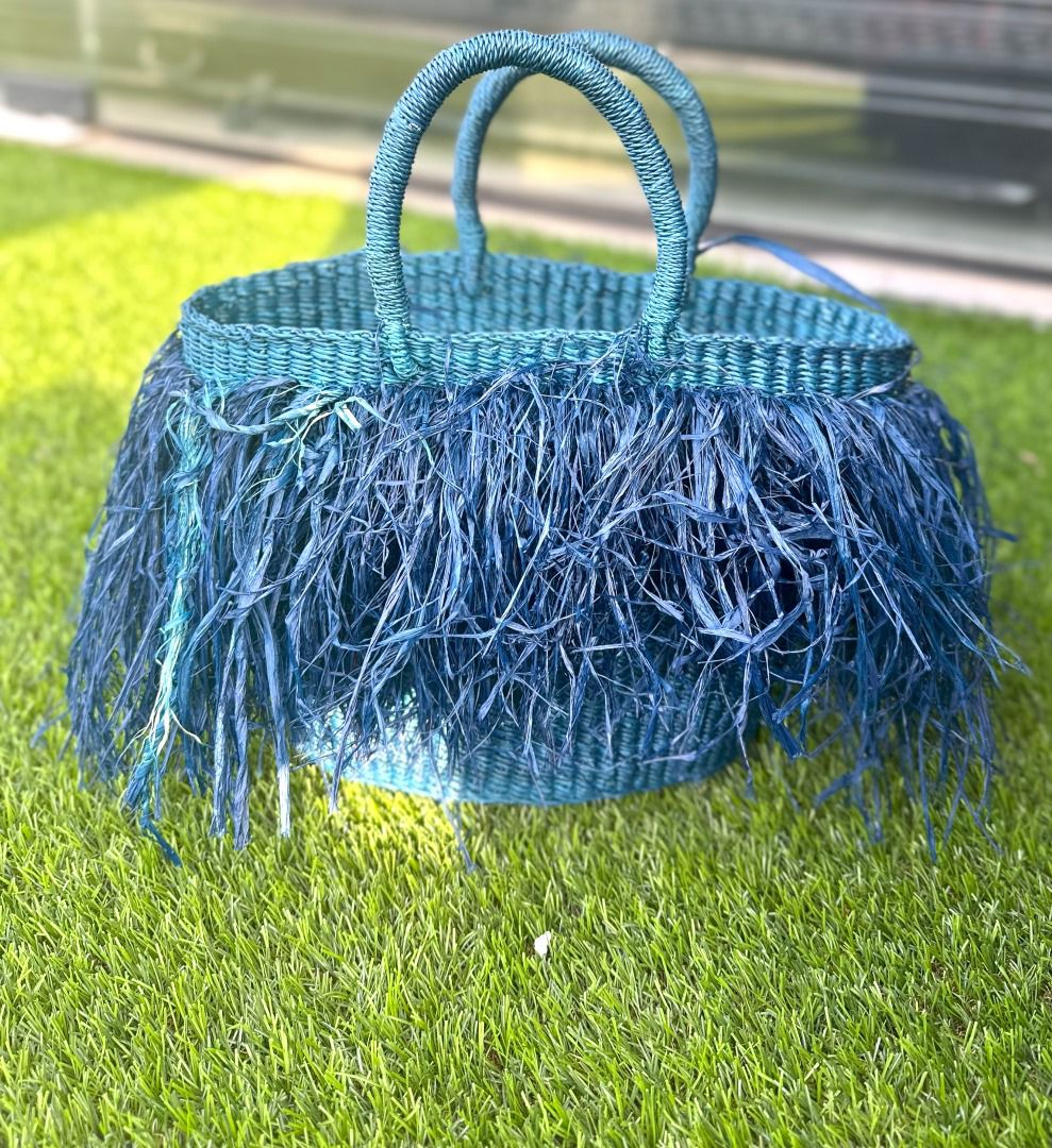 Tipura Nawuni Tote