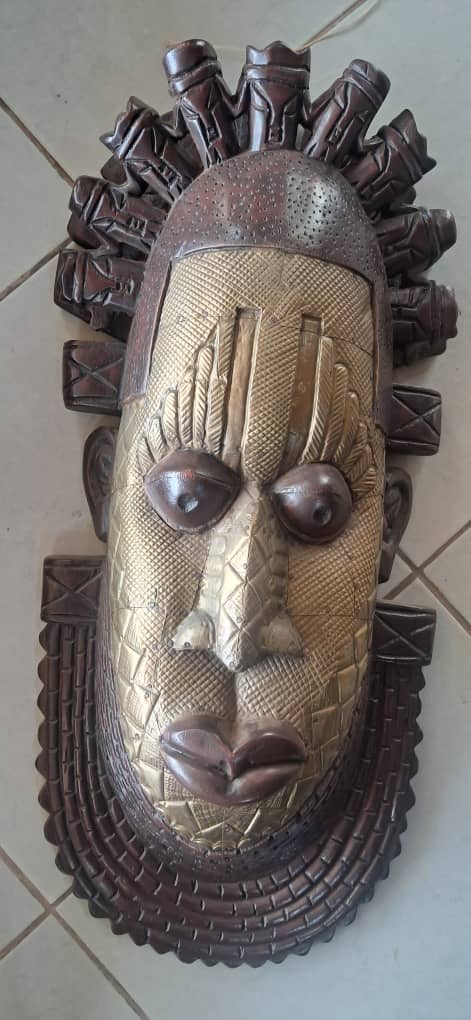 African traditional face tag mask