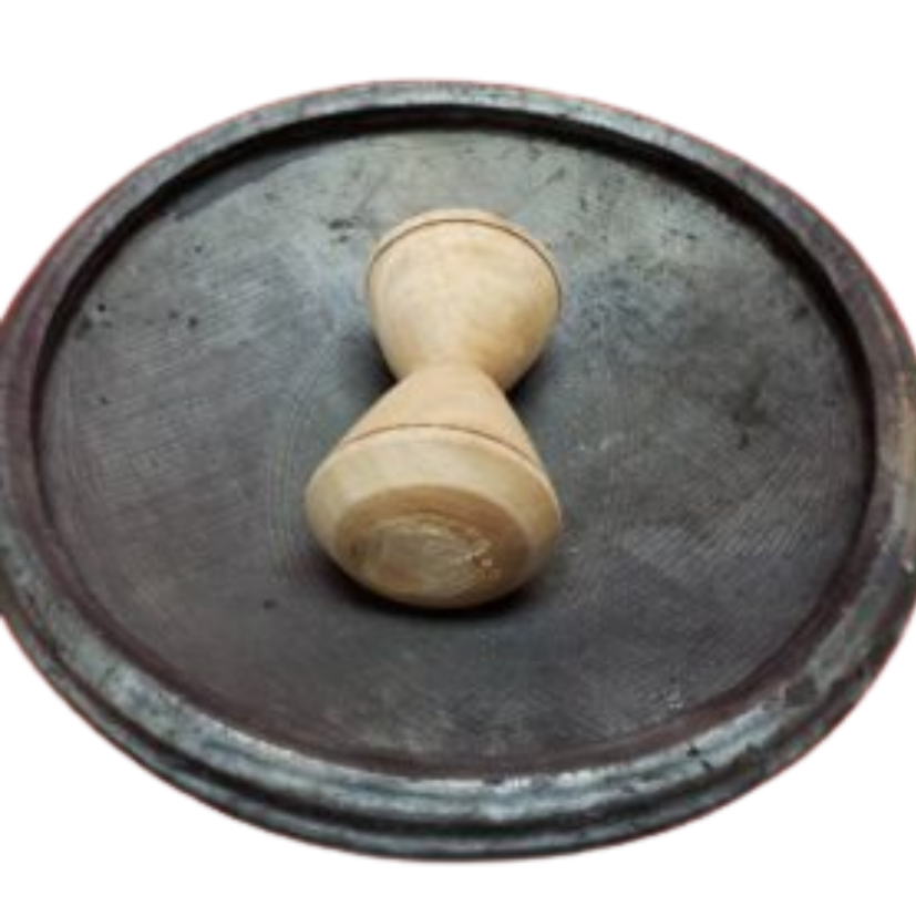 AFRICAN HANDMADE CLAY EARTHENWARE POT / APOTOYEWA / WOODEN GRINDER / ASANKA BOWL / MEDIUM SIZE /PILON EN BOIS/ PARFAIT POUR LE BROYAGE (25.0LBS)